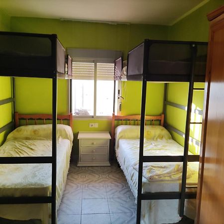 Apartamento En Playa De Gandia Eksteriør bilde